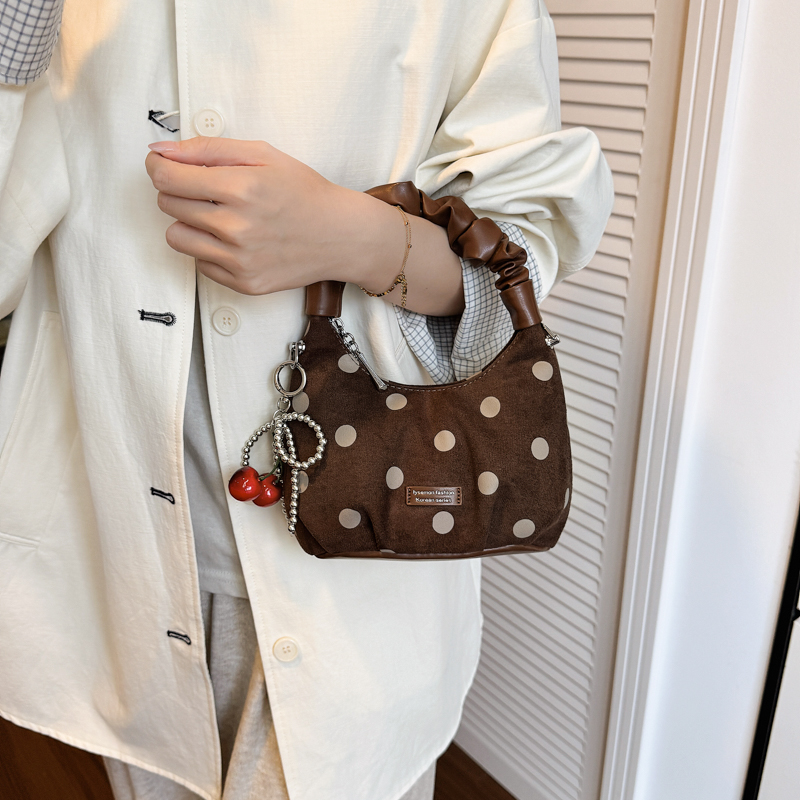 Half Moon Crescent - Borsa a mano vintage in camoscio
