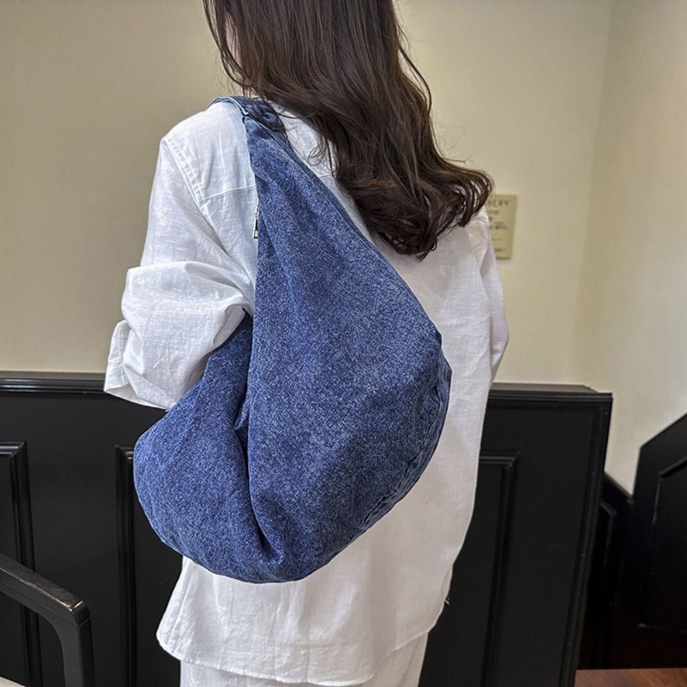 Borsa a mano in denim oversize - Half Moon Crescent recensione e prezzo
