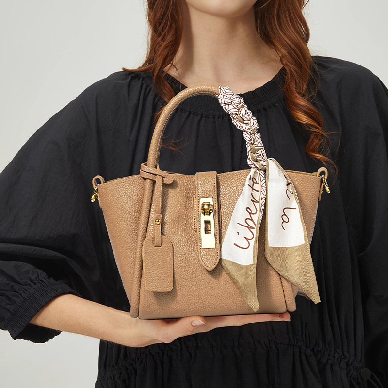 Borsa da Donna, Tote Bag in Ve - Women Bags Jw Pei recensione e prezzo