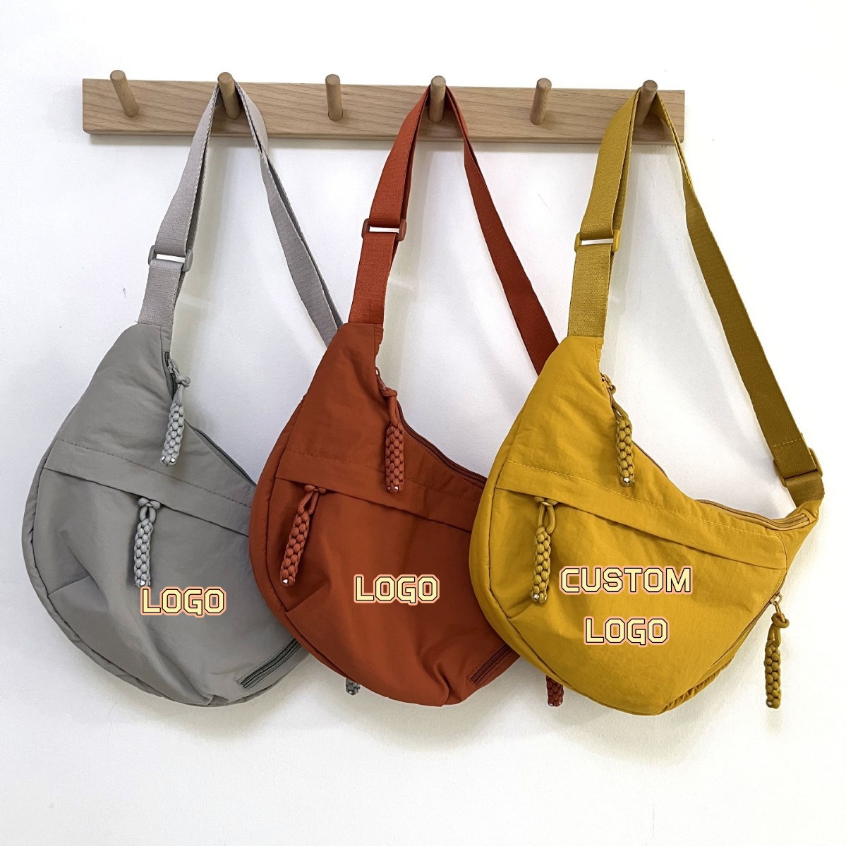 Borsa a Tracolla a Mezzaluna i - Half Moon Crescent recensione e prezzo