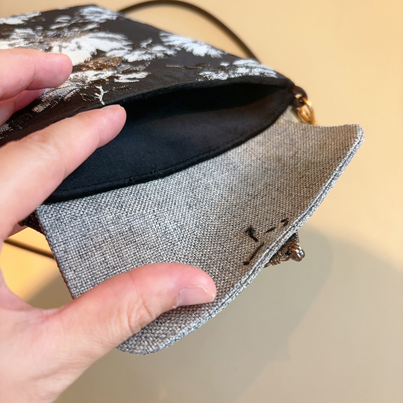 Borse per cellulari piccole Bo - Women Bags Max recensione e prezzo