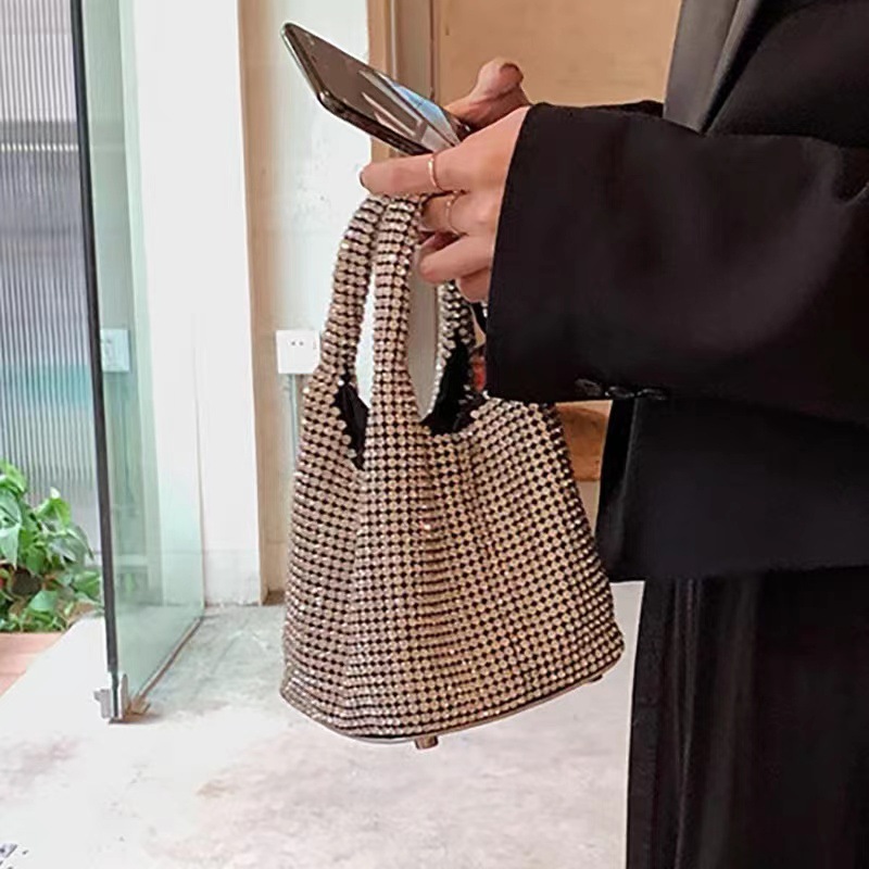 Borsa da sera a forma di secch - Women Bags Wholesale recensione e prezzo