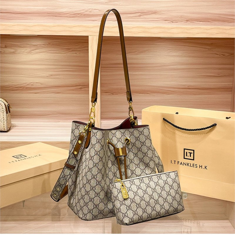 Borsa a secchiello da donna di - Women Bags Popular Brands recensione e prezzo