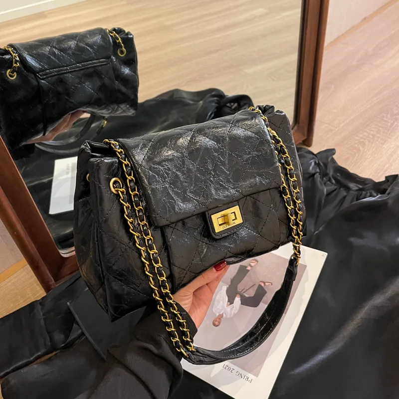 Borsa a mano chic e retrò, di  - Women Bags Manufacturer recensione e prezzo