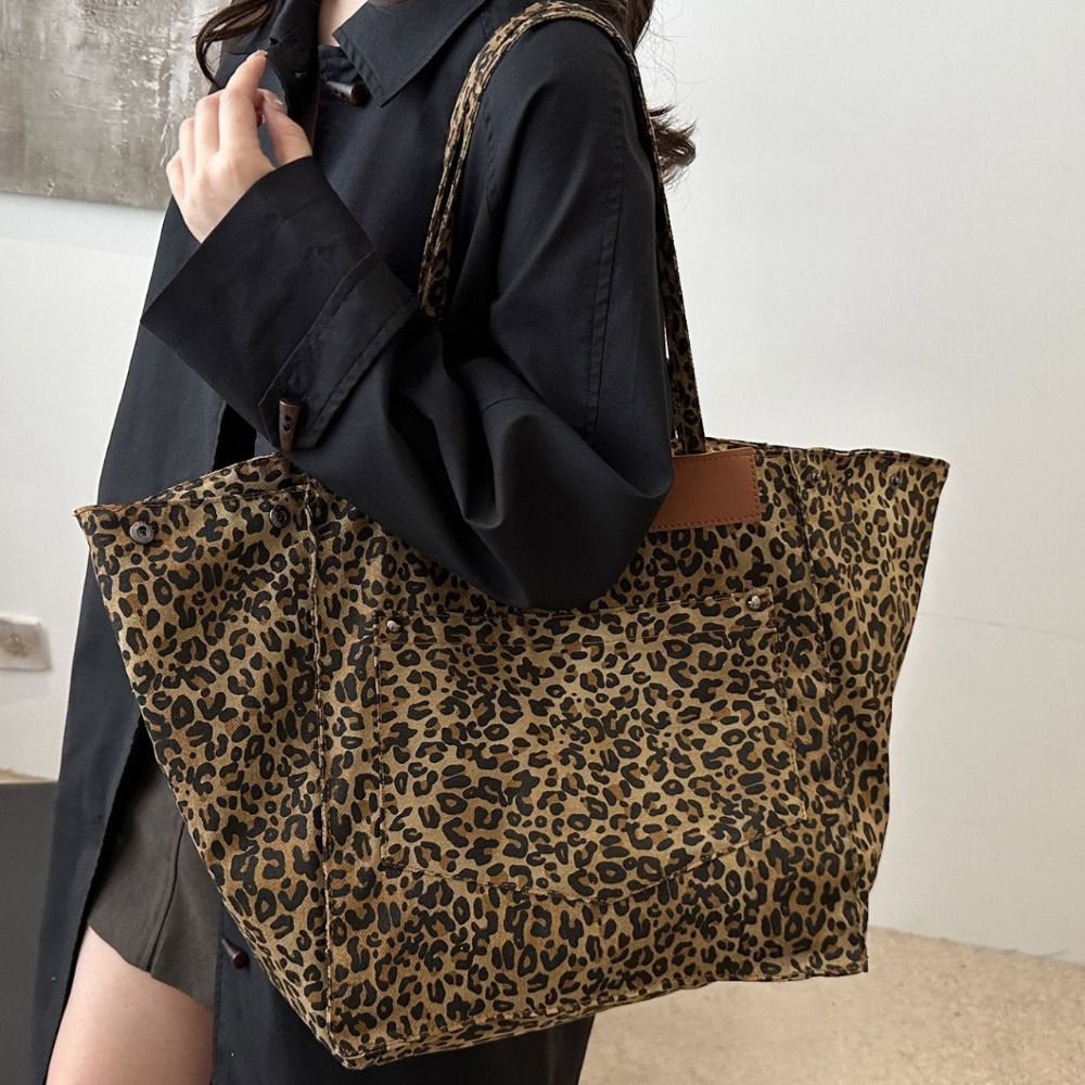 Borsa in tela con motivo leopa - Women Bags Manufacturer recensione e prezzo